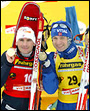 Рафаэль Пуаре и Оле Эйнар Бьорндален - победитель и бронзовый призер индивидуальной гонки на Чемпионате мира по биатлону 2004 (Оберхоф, Германия)